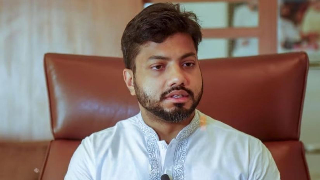 ইশরাক হোসেন