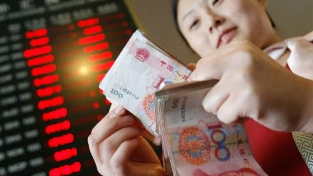 এক স্ক্র্যাচ কার্ডে রাতারাতি কোটি টাকার মালিক চীনা নারী