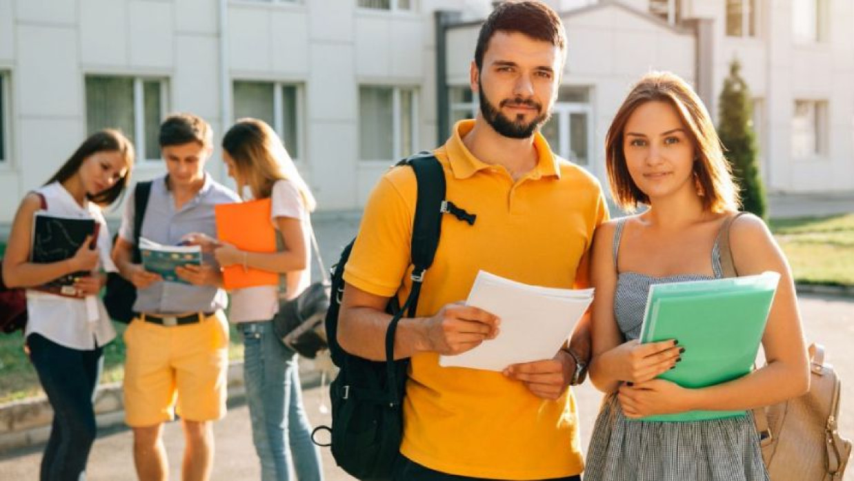 উচ্চশিক্ষা গ্রহণে বিদেশে যেতে চাইলে জেনে নিন গুরুত্বপূর্ণ নানা বিষয়ে