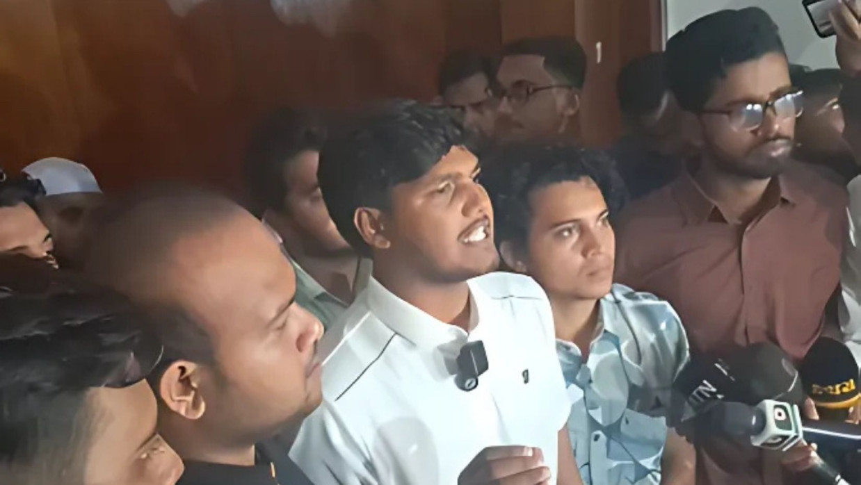 জাতীয়তাবাদী ছাত্রদলের প্যানেলে ভিপি (সহ-সভাপতি) প্রার্থী আবিদুল ইসলাম খান