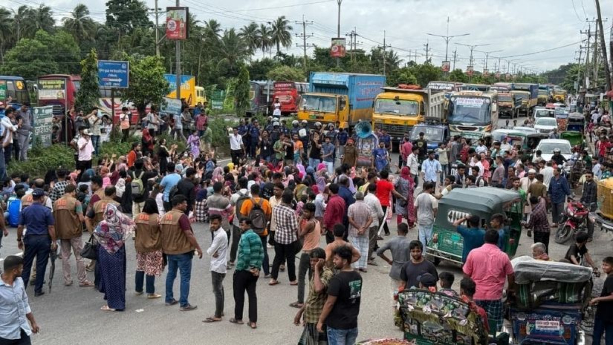 ফেনী ইউনিভার্সিটি