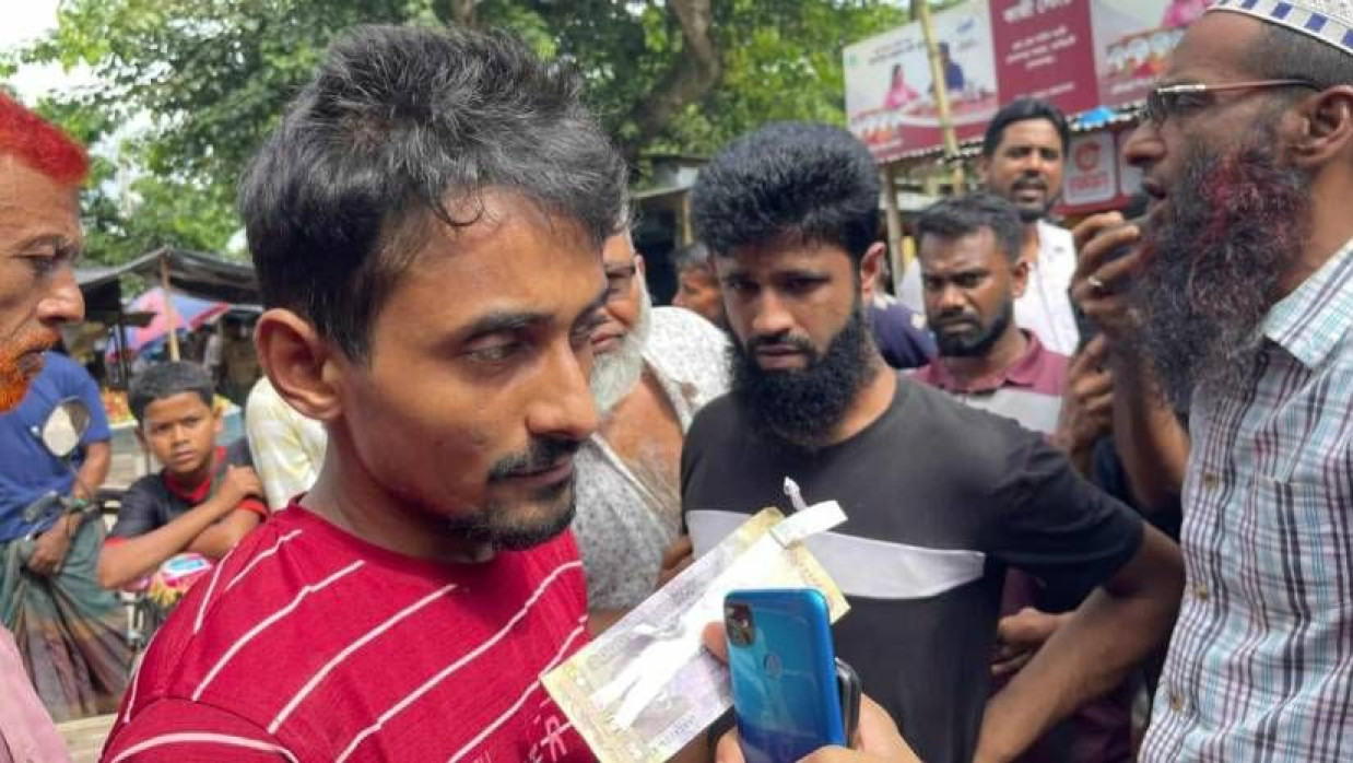 গ্রেপ্তার দুজন