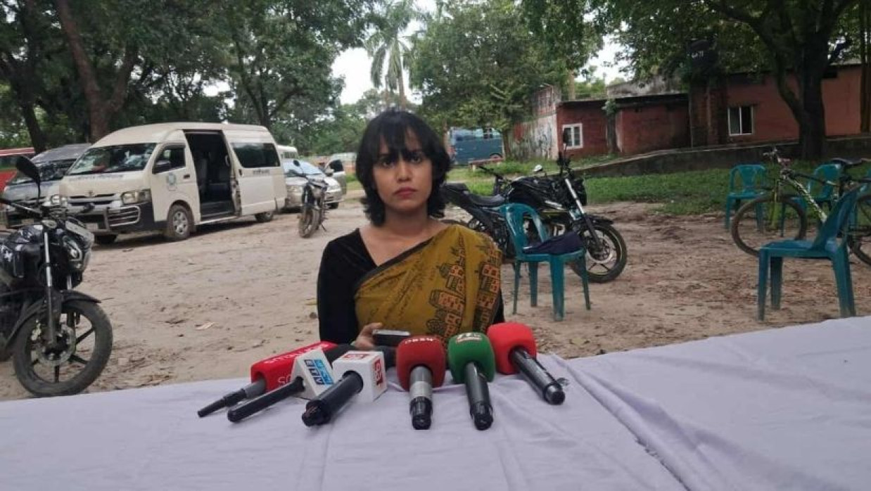 জাবি শাখা ছাত্রদলের আহ্বায়ক কমিটির সদস্য সৈয়দা অনন্যা ফারিয়া