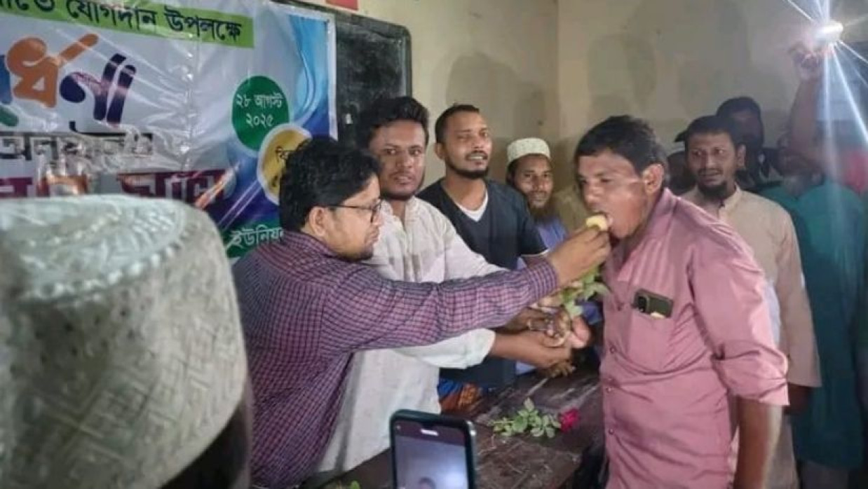 বিএনপি থেকে জামায়াতে যোগদান উপলক্ষ্যে সংবর্ধনা অনুষ্ঠান