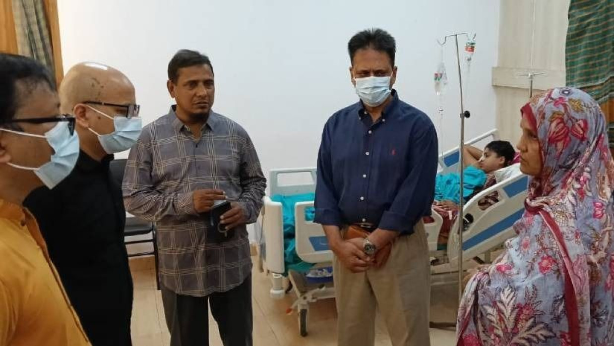 বুয়েট শিক্ষার্থীর পরিবারের পাশে প্রধান উপদেষ্টার প্রতিনিধি