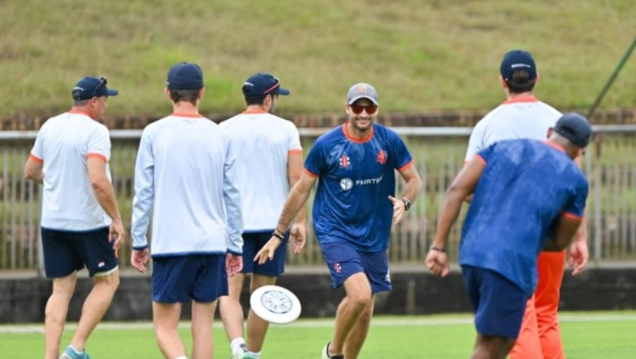 নেদারল্যান্ডস শিবির