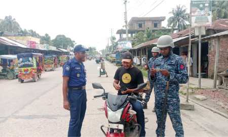 সড়কে নিরাপত্তা নিশ্চিতে যৌথ বাহিনীর বিশেষ অভিযান