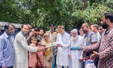 তারাকান্দায় জঙ্গলে বসবাস করা ভূমিহীন রিপন মিয়ার পাশে বিএনপি