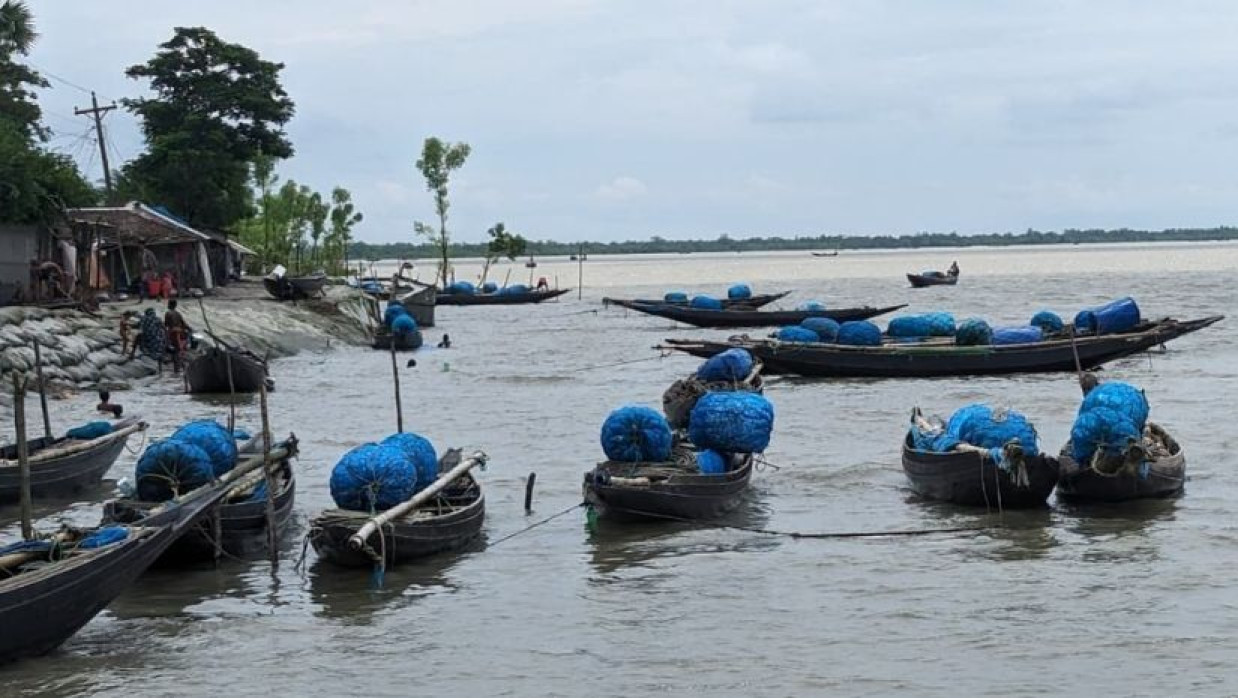 সুন্দরবনে ফিরছেন জেলেরা