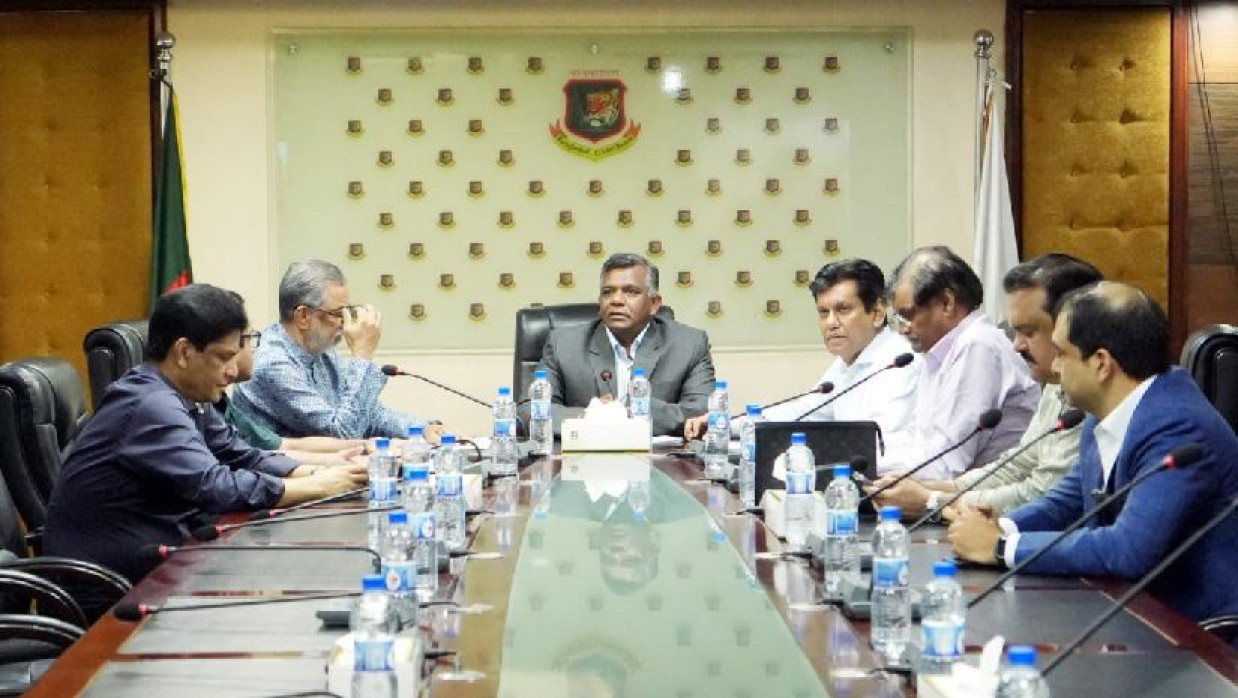 বৈঠকে বিসিবি কর্মকর্তারা