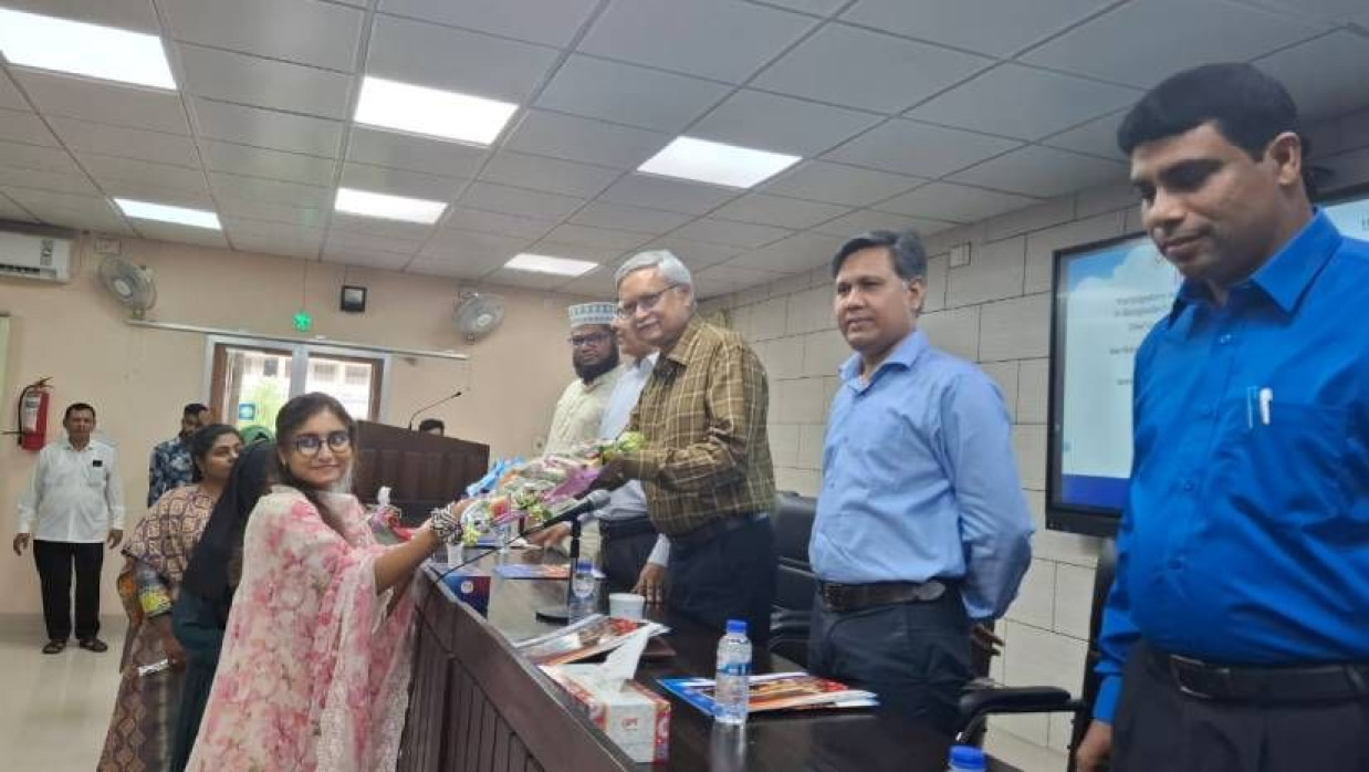 বিশ্ববিদ্যালয়ের প্রকৌশল অনুষদ গ্যালারিতে সেমিনারটি অনুষ্ঠিত হয়