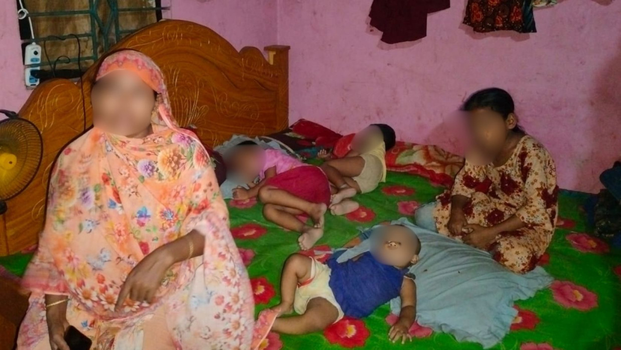 নিহত রেশমা আক্তারের স্বজনদের আহাজারি