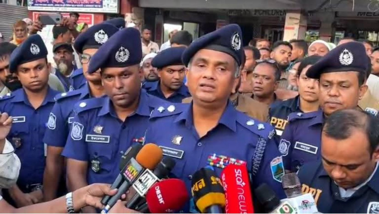 পুলিশ সুপার আমজাদ হোসেন