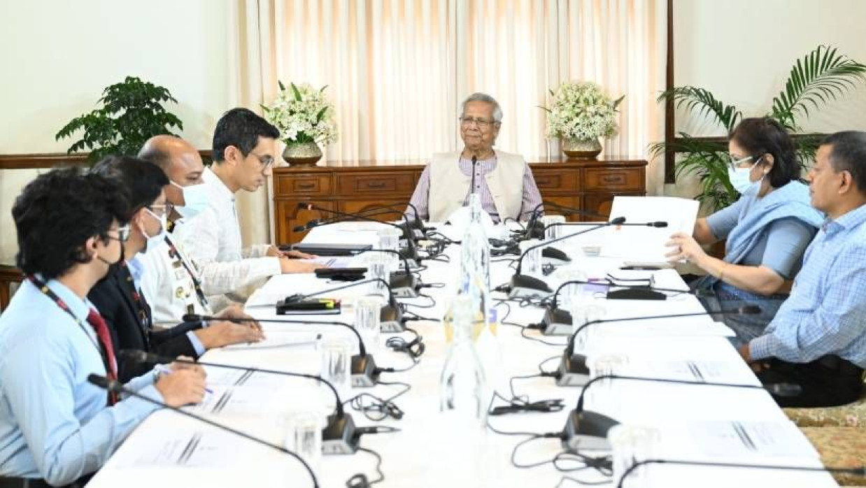 মিডার সদস্যদের সঙ্গে বৈঠকে প্রধান উপদেষ্টা প্রফেসর মুহাম্মদ ইউনূসের