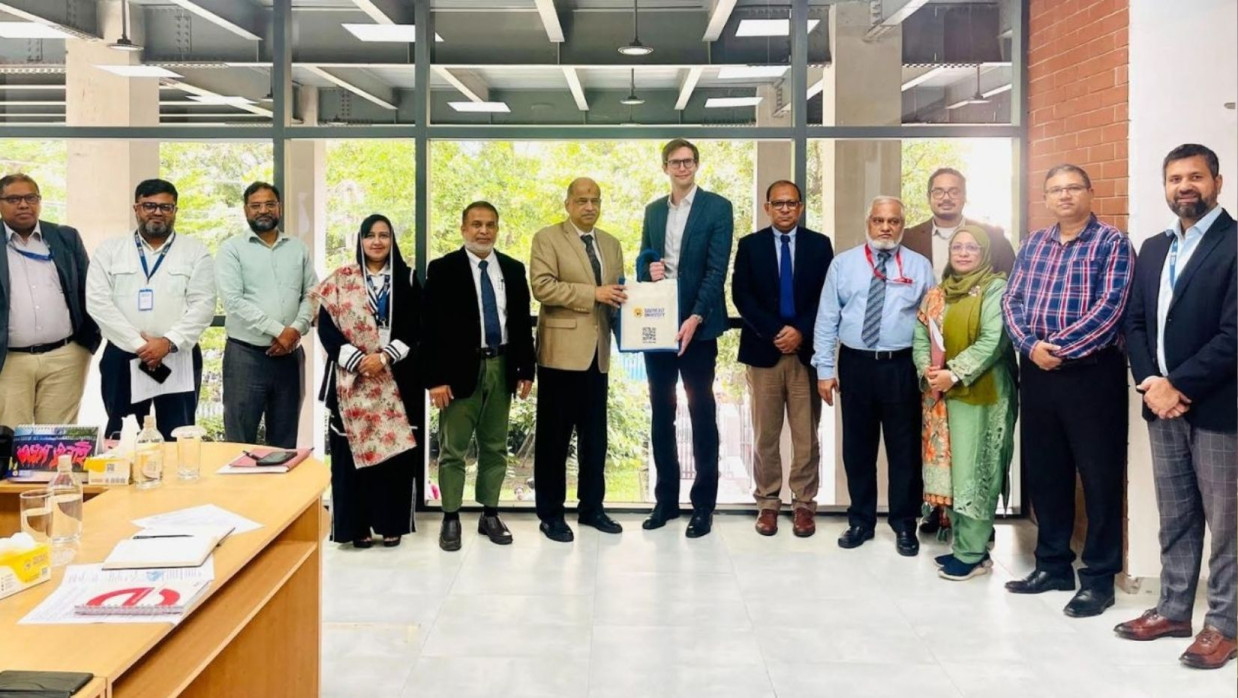 সাউথইস্ট বিশ্ববিদ্যালয় পরিদর্শনে ডেনমার্ক দূতাবাসের প্রতিনিধি দল 