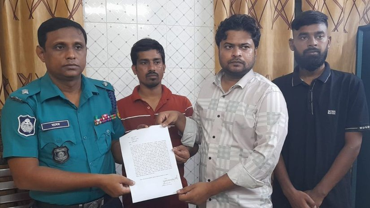 রাবির বহিষ্কৃত সেই নেতার বিরুদ্ধে মতিহার থানায় মামলা করেছে ছাত্রদল