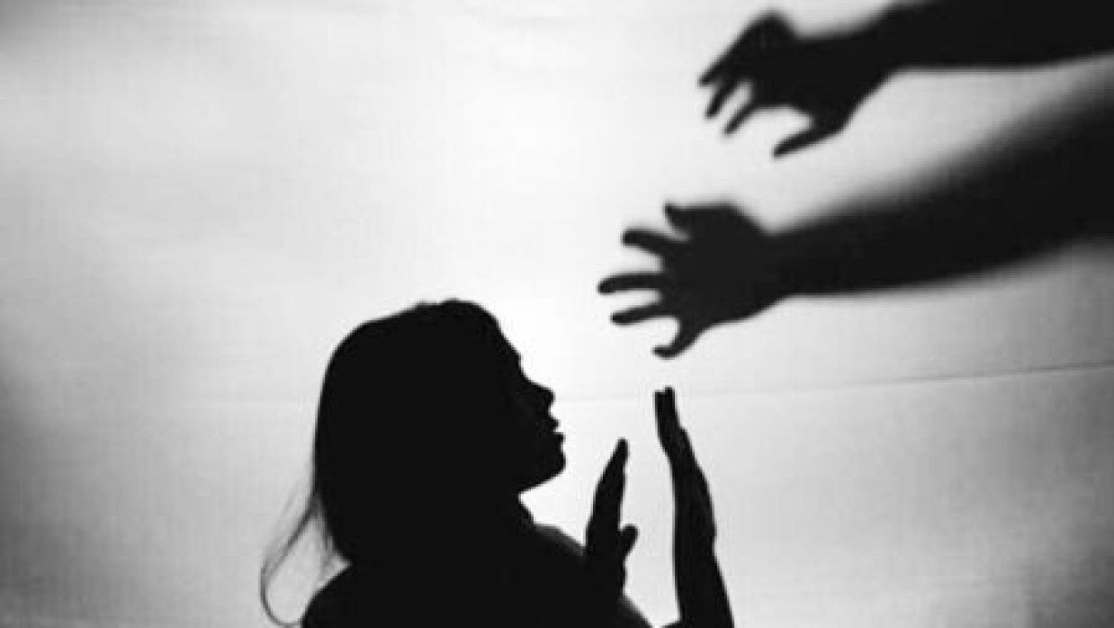 স্কুলছাত্রীকে সংঘবদ্ধ ধর্ষণ