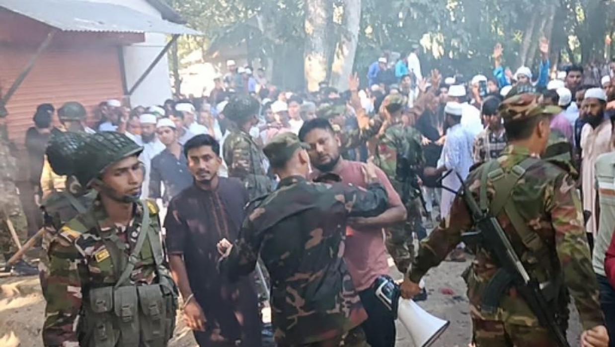 নুরাল পাগলের দরবারে হামলা ঘটনা