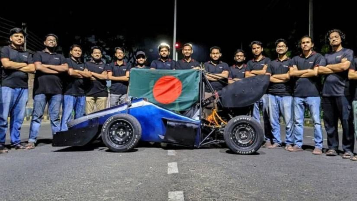 ‘টিম ক্র্যাক প্লাটুন’-এর সদস্যরা