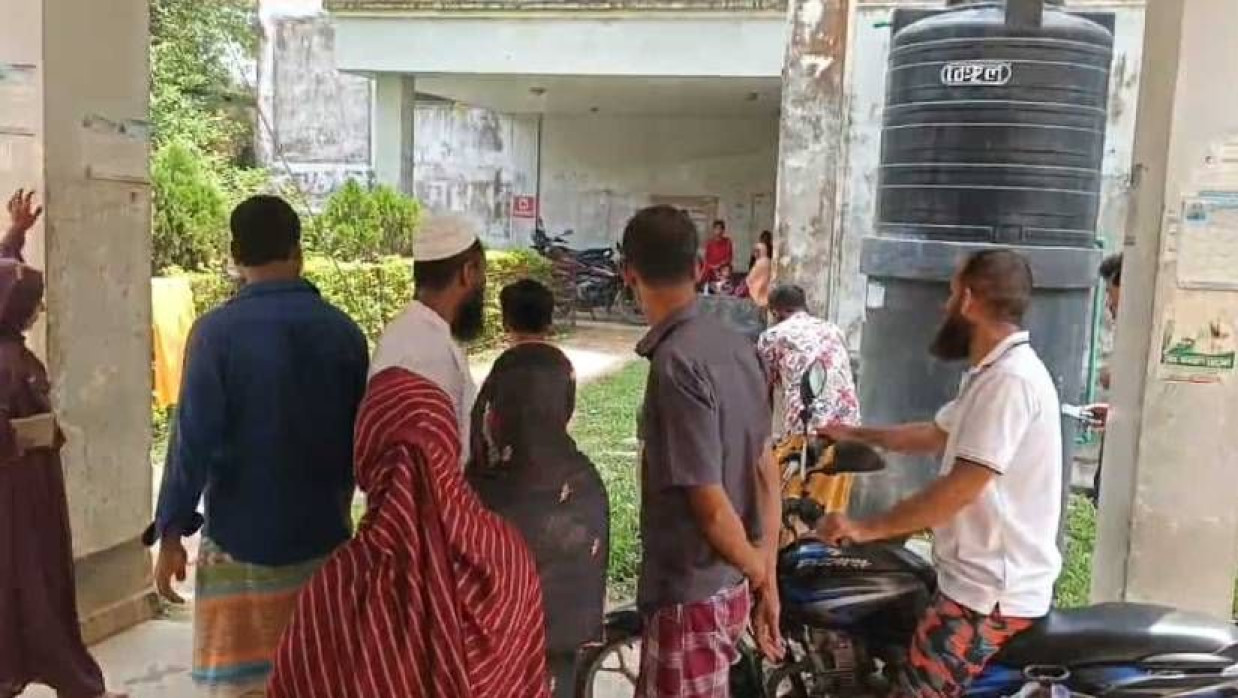 যে বৈদ্যুতিক মোটরে বিদ্যুৎস্পৃষ্টে মারা যায় মাদ্রাসার দুই শিক্ষার্থী, সেটি দেখেছেন স্থানীয়রা