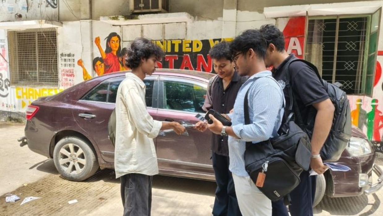 আজ প্রচারণার শেষ দিন