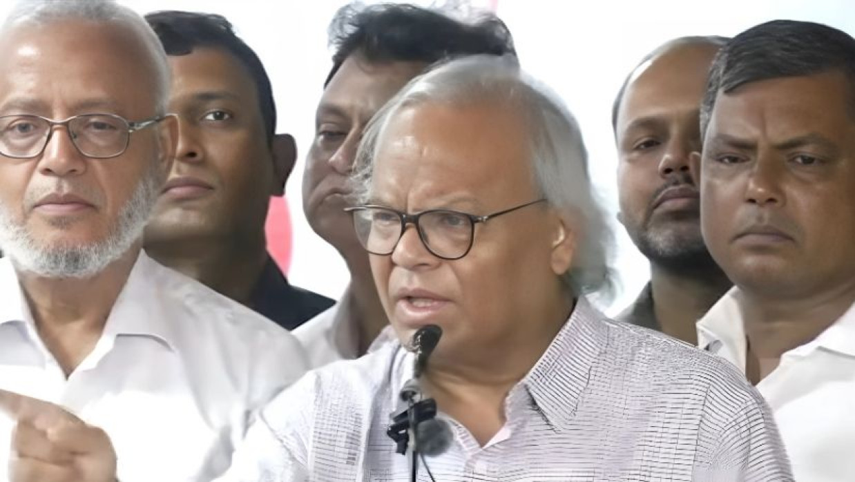কথা বলছেন রুহুল কবির রিজভী