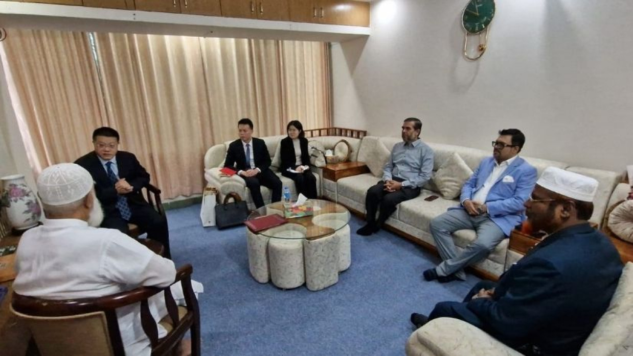 জামায়াত আমিরের সঙ্গে চীনের রাষ্ট্রদূতের সৌজন্য সাক্ষাৎ