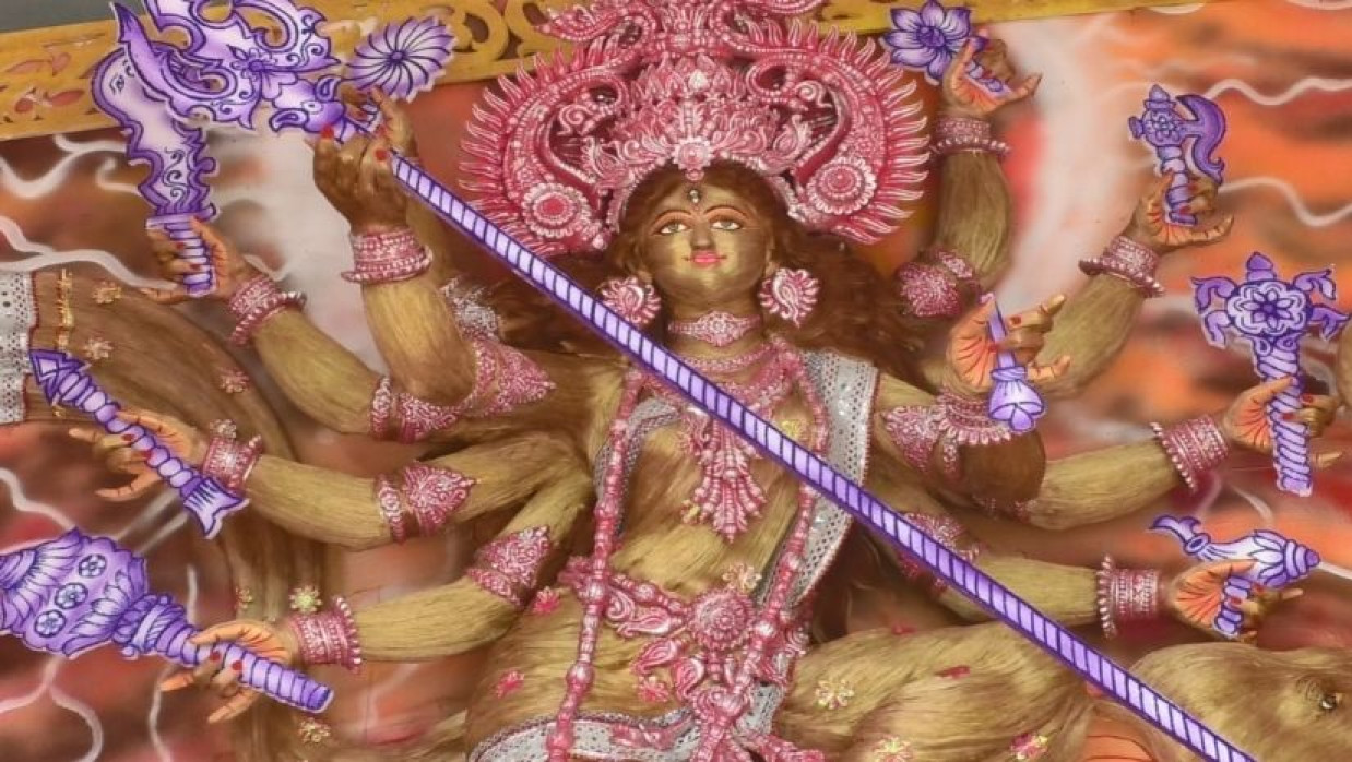 পাটের আঁশে তৈরি দুর্গা প্রতিমা