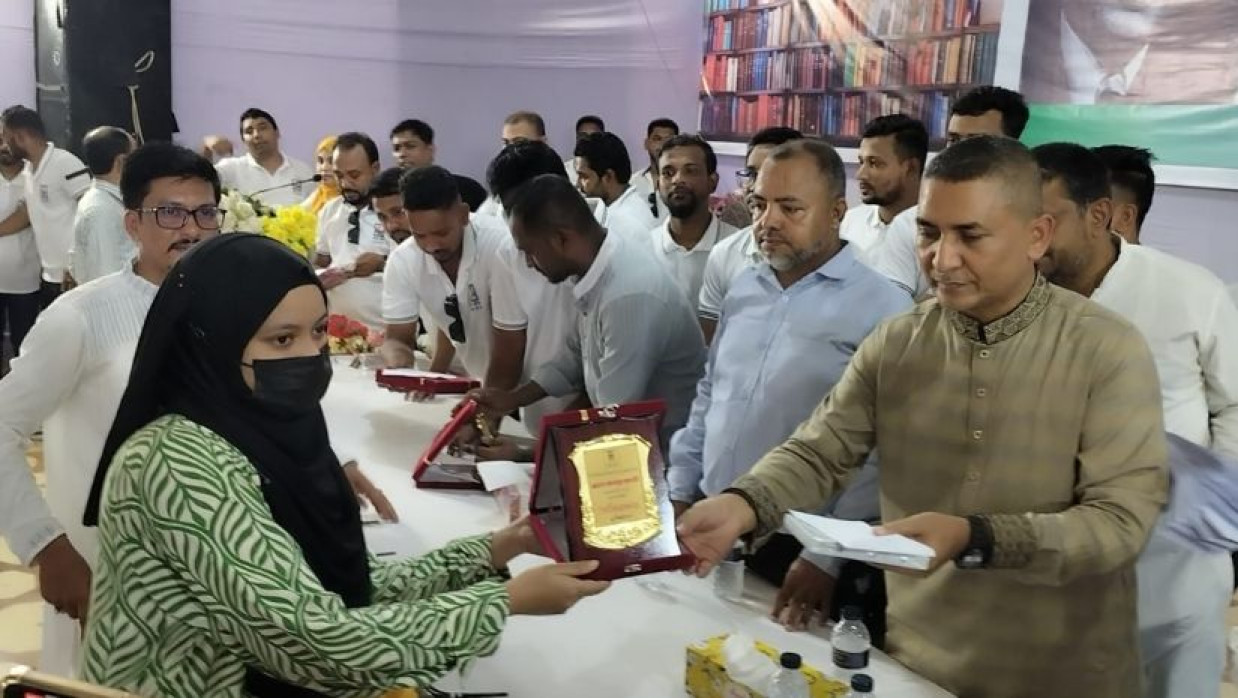 ভোলায় শিক্ষার্থীর সংবর্ধনা ও সম্মাননা প্রদান অনুষ্ঠিত