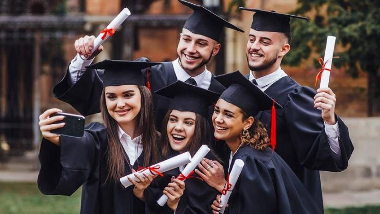 বিশ্বসেরা বিভিন্ন স্কলারশিপ বিষয়ে খুঁটিনাটি জেনে আবেদন করুন আগ্রহীরা