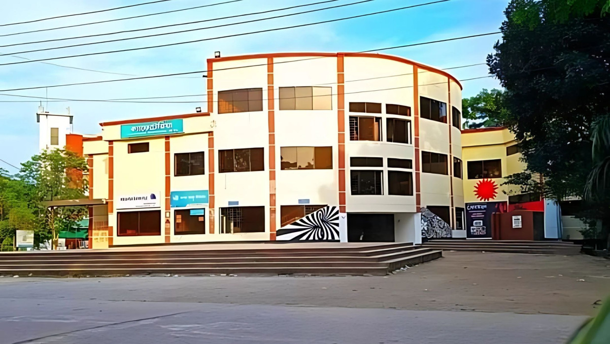 বেরোবির ক্যাফেটেরিয়া