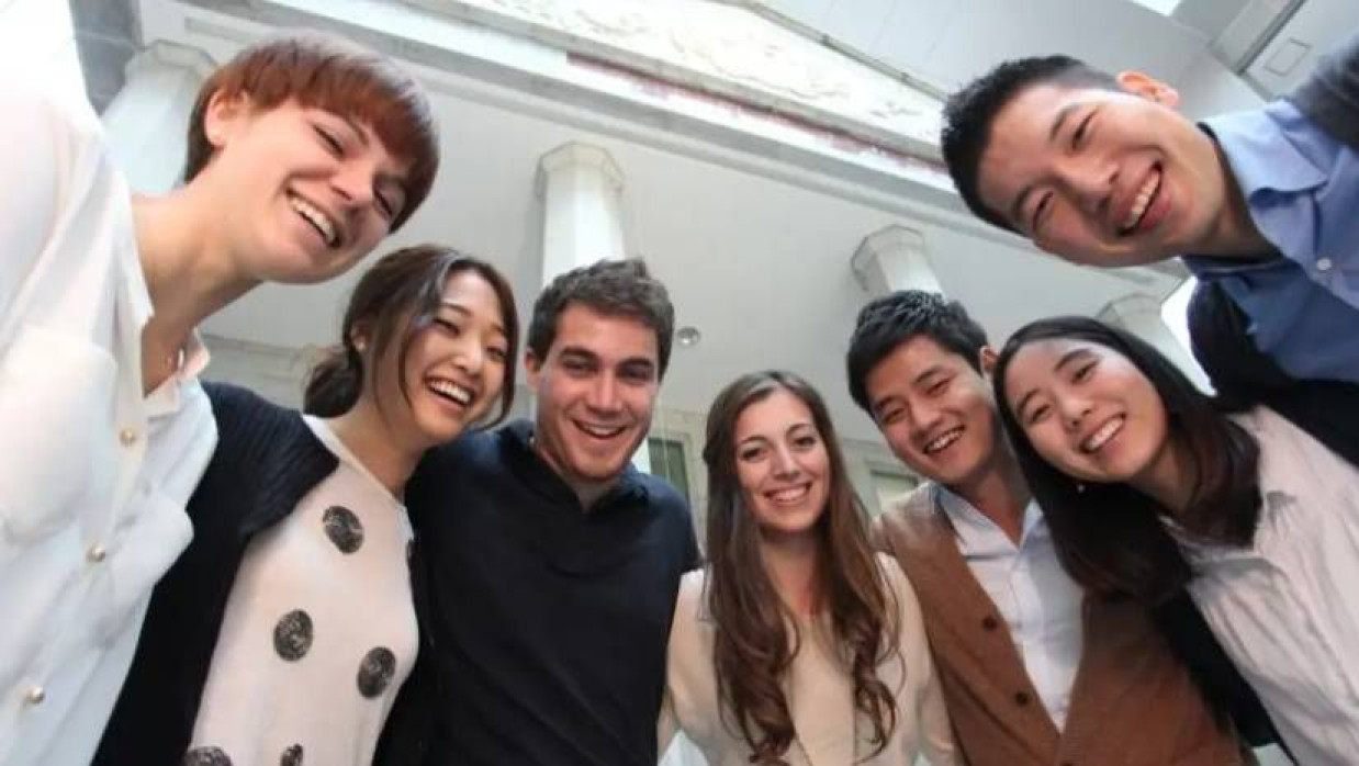 দক্ষিণ কোরিয়ায় স্কলারশিপে স্নাতকোত্তর-পিএইচডিতে পড়াশোনা করতে চাইলে আবেদন করুন এখনই