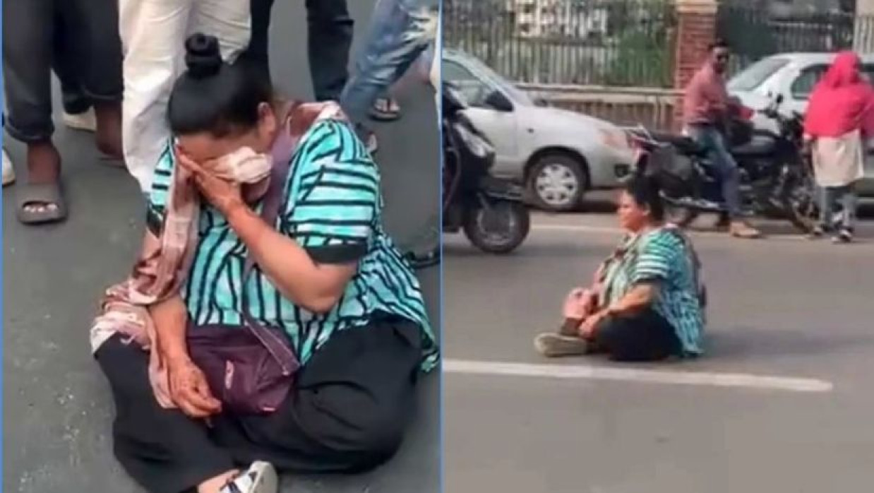 ভারতের গুজরাটে দুটি পানিপুরি কম দেওয়ায় রাস্তা অবরোধ