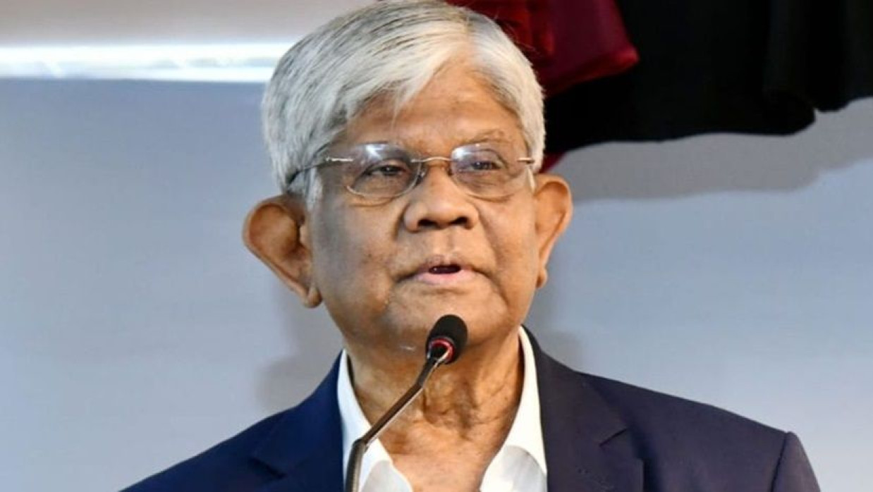 অর্থ উপদেষ্টা ড. সালেহউদ্দিন আহমেদ