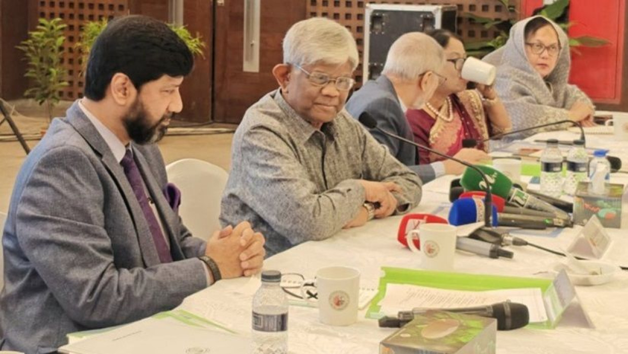 অর্থ উপদেষ্টা ড. সালেহউদ্দিন আহমেদ