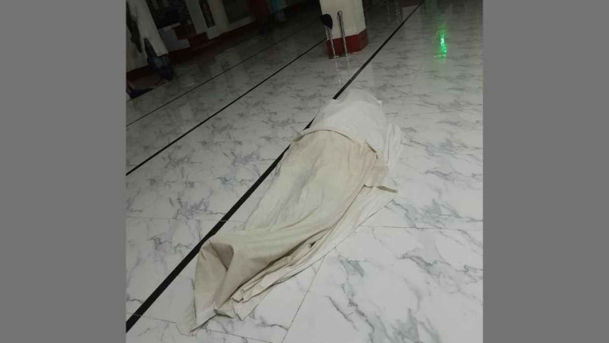 তাবলিগ জামাত সদস্যের ঢেকে রাখা মরদেহ