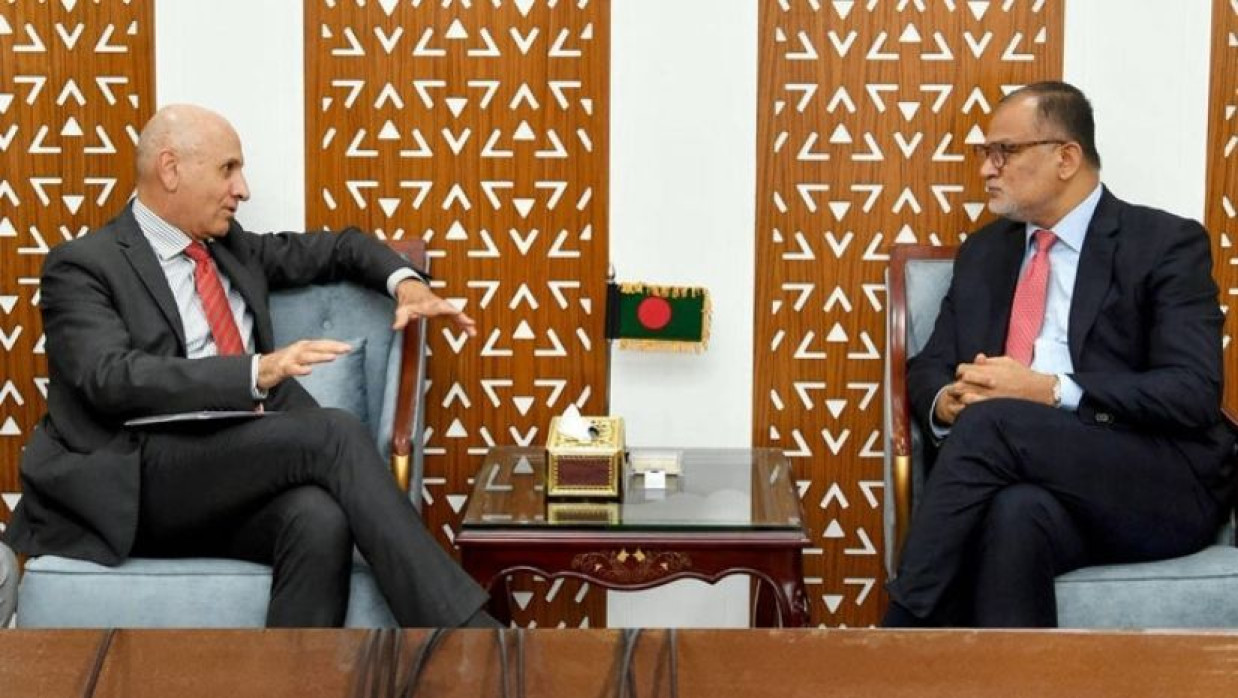 বৈঠকে বাণিজ্য উপদেষ্টার সঙ্গে ইতালির রাষ্ট্রদূত