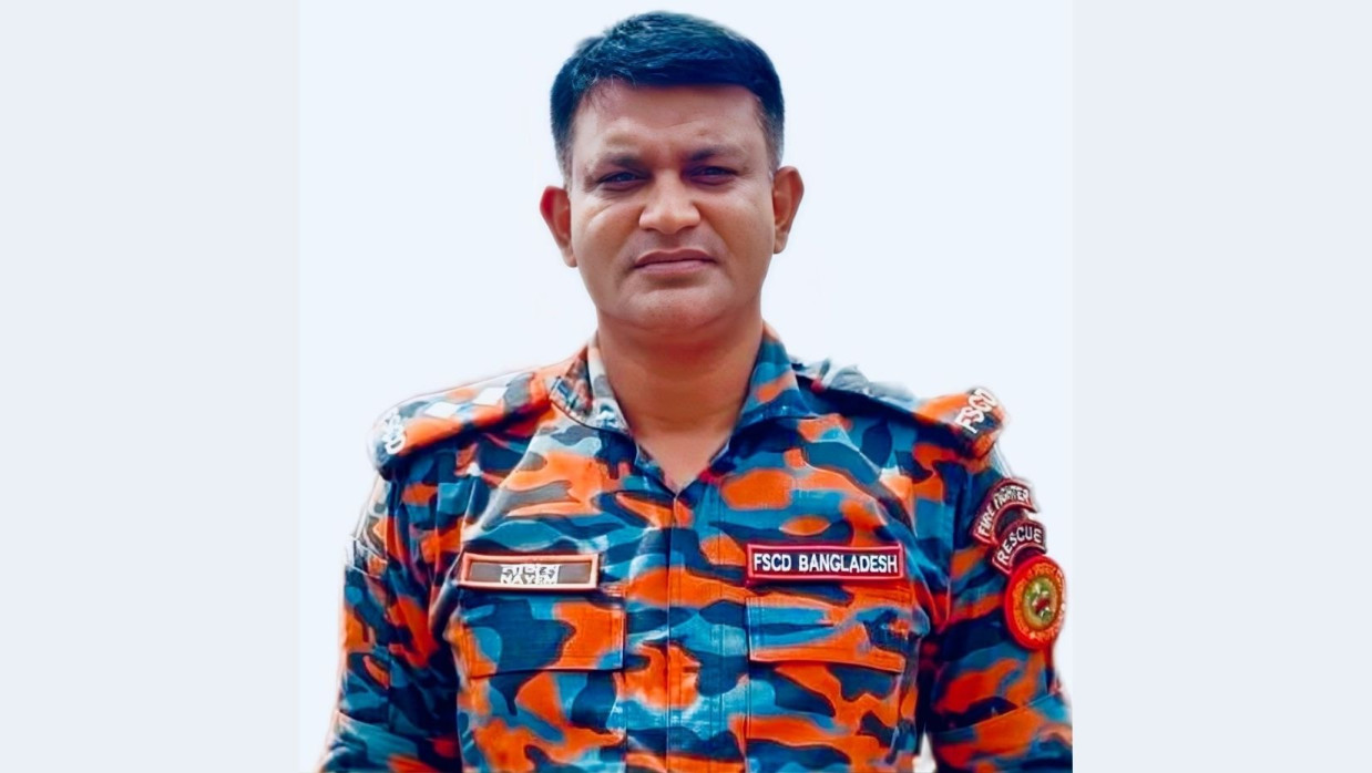 গাজীপুরে কেমিক্যাল গুদামে আগুন, ফায়ার সার্ভিসের আরেক সদস্য নিহত