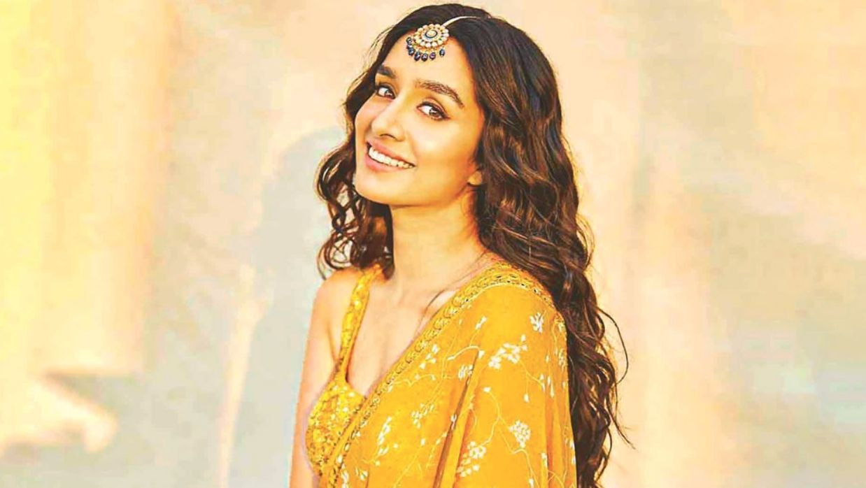 বলিউড অভিনেত্রী শ্রদ্ধা কাপুর