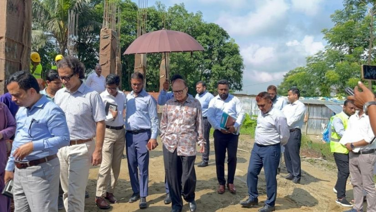 খাদ্য উপদেষ্টা আলী ইমাম মজুমদার।