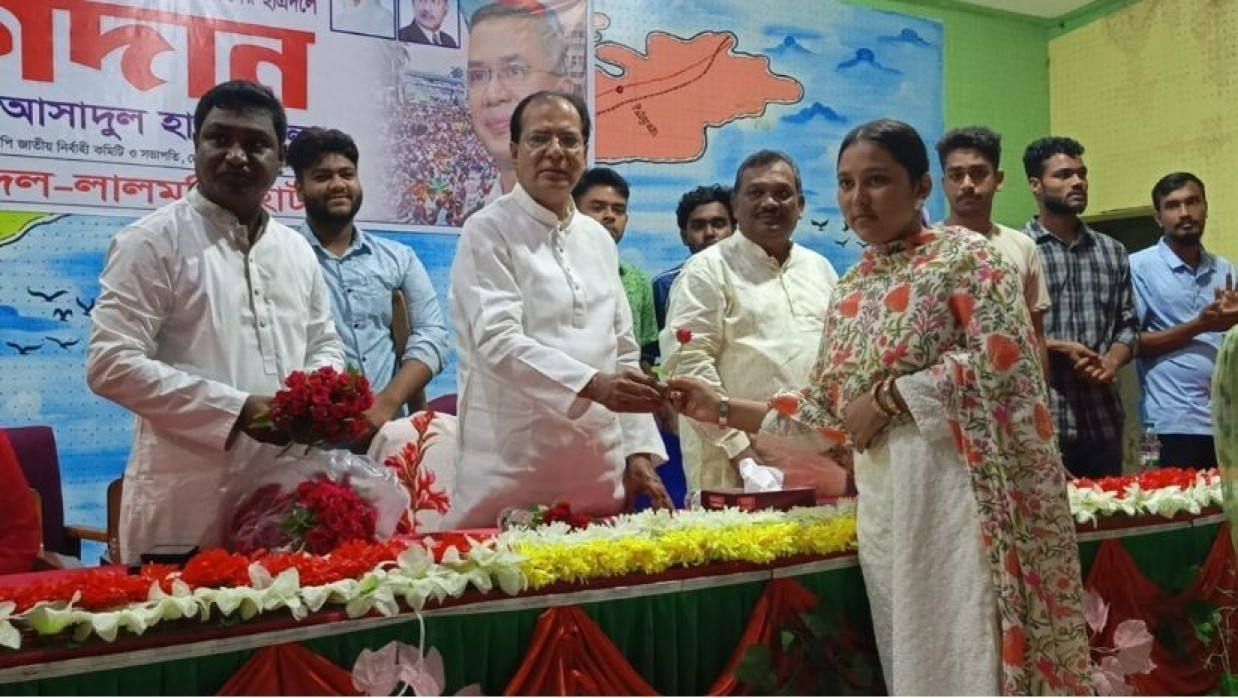 ছাত্রদলে যোগদান