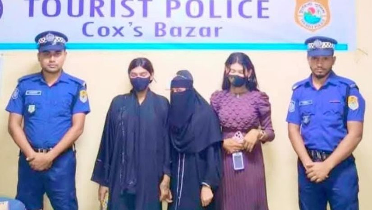 কক্সবাজারে ছিনতাইকারী-হিজড়াসহ গ্রেফতার ৯