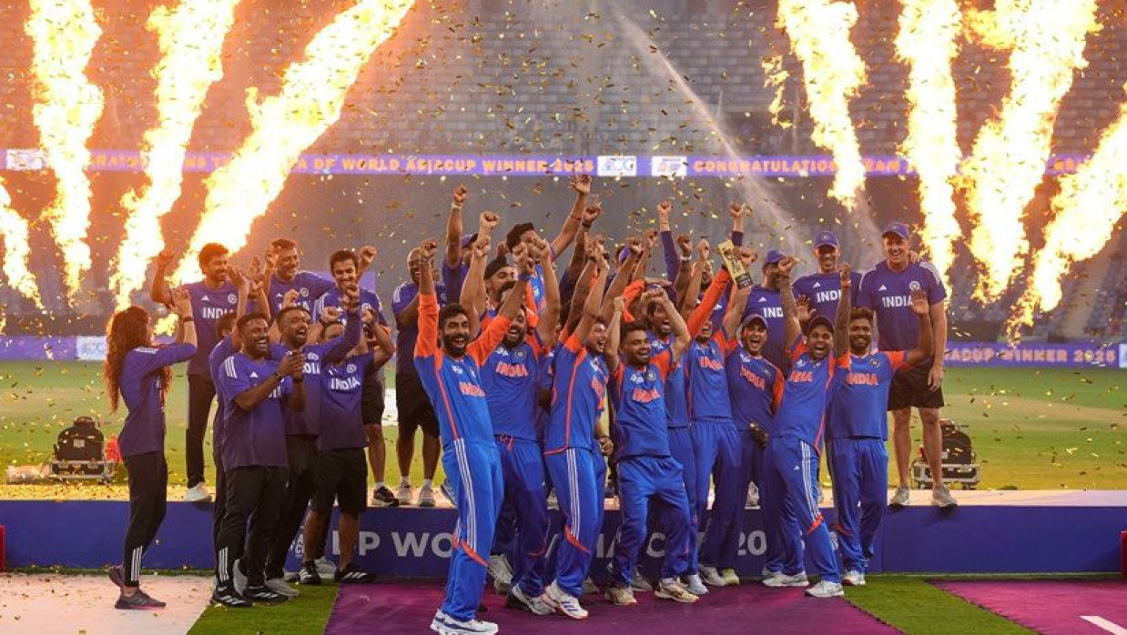 ভারতের শিরোপা উল্লাস 