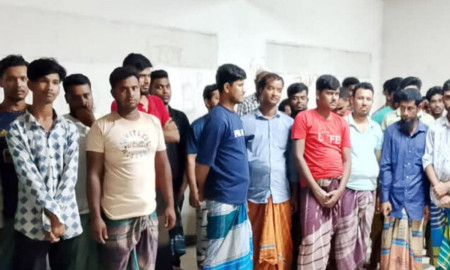 পুলিশ সদস্যকে কোপানোর ঘটনায় আটক ১০২ জন