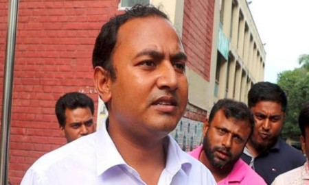 যুবককে শিশু বানিয়ে জামিন, আদালতের নির্দেশে আইনজীবীর বিরুদ্ধে মামলা