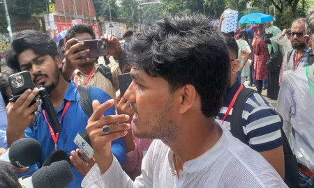 অনিয়মের অভিযোগ জানাতে নির্বাচন কমিশনে আবিদ