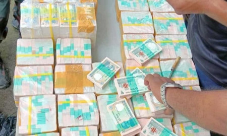 বুড়িমারী স্থলবন্দরে লাখ টাকার নতুন নোট জব্দ