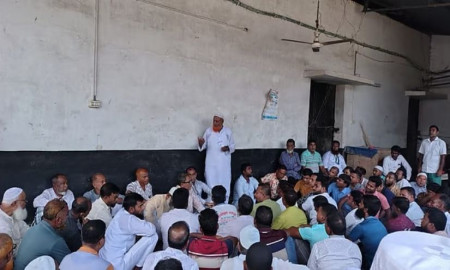 পাবনা-১ আসনের পুনর্বহালের দাবিতে বেড়ায় সকাল-সন্ধা হরতাল