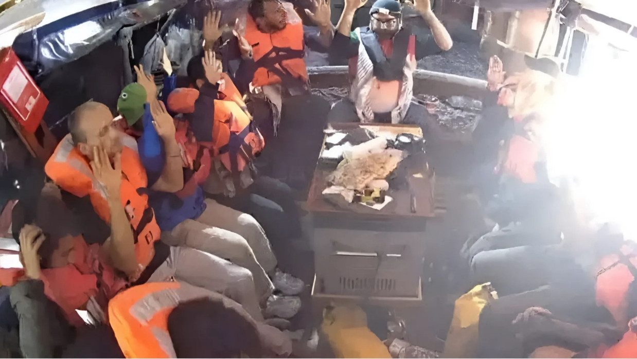 ফ্লোটিলার আটক মানবাধিকারকর্মীরা