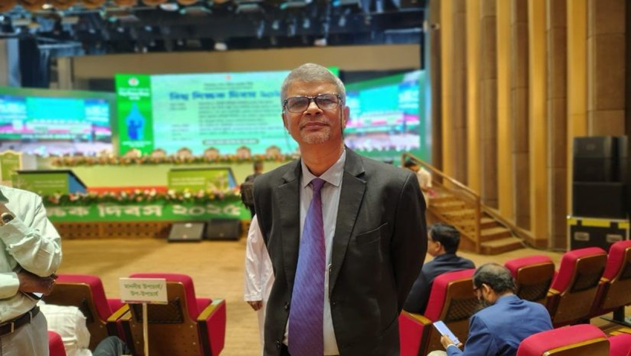 মাউশি মহাপরিচালক অধ্যাপক মুহাম্মদ আজাদ খান